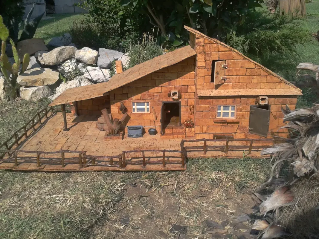 Casa artigianale per presepe in sughero e legno, miniatura fatta a mano per diorama natalizio